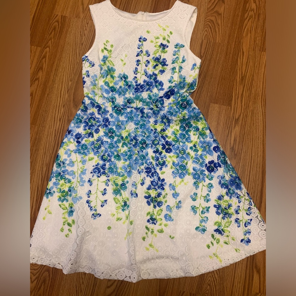 Studio One New York A Line Dress Tea Party Sleeveless white and Blue Floral Sz 6